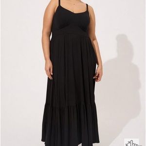 BNWT Torrid BLACK Super Soft tiered maxi dress size 1